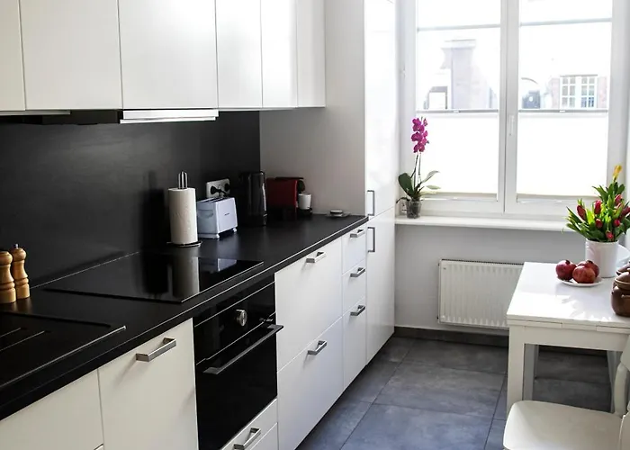 Szlachecki I Pod Artusem Hotell *