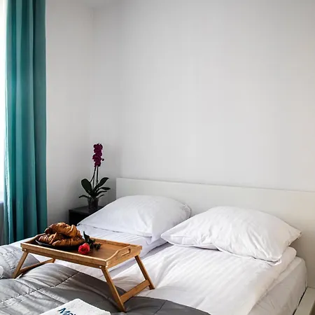 Szlachecki I Pod Artusem Apartment *