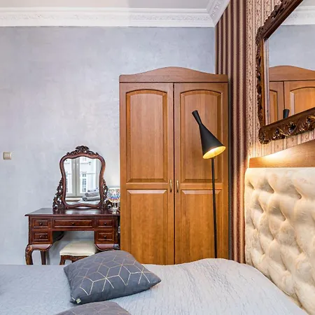 Hotel Szlachecki I Pod Artusem *