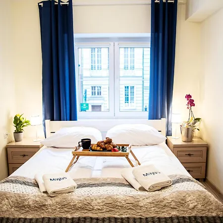 Hotel Szlachecki I Pod Artusem *