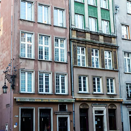 Szlachecki I Pod Artusem ホテル