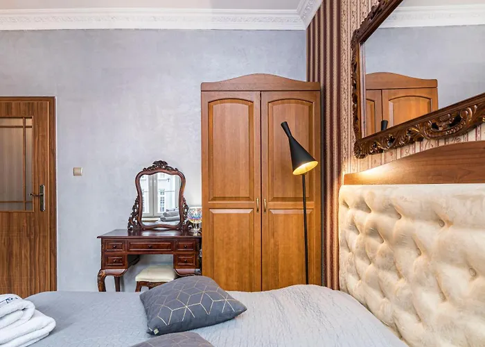 Hotel Szlachecki I Pod Artusem *