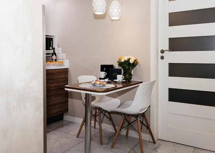 Hotel Szlachecki I Pod Artusem *