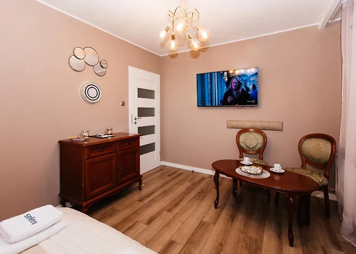 Szlachecki I Pod Artusem Hotel *